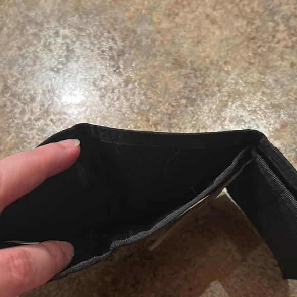 4/$20 Wallet: Leather front with birds - Picture 3 of 5